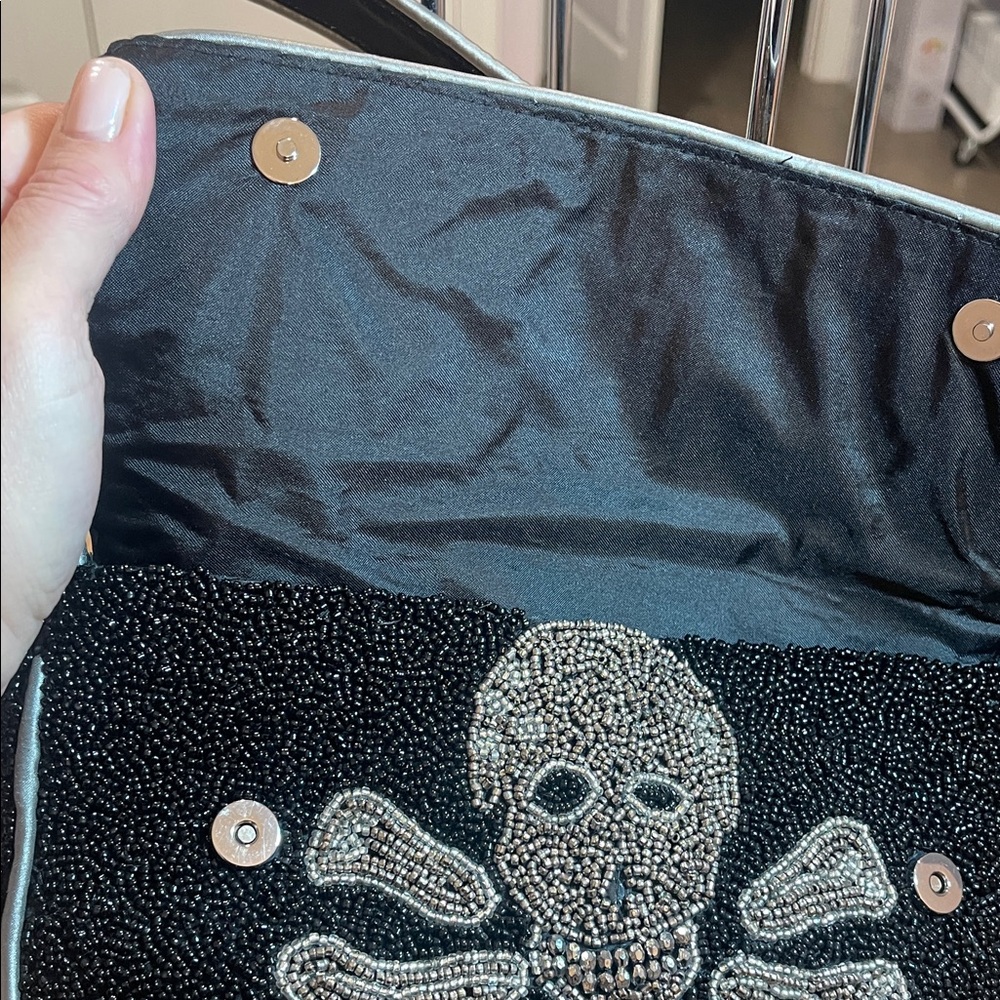 Black Beaded Skull Bag NWT - Picture 8 of 11